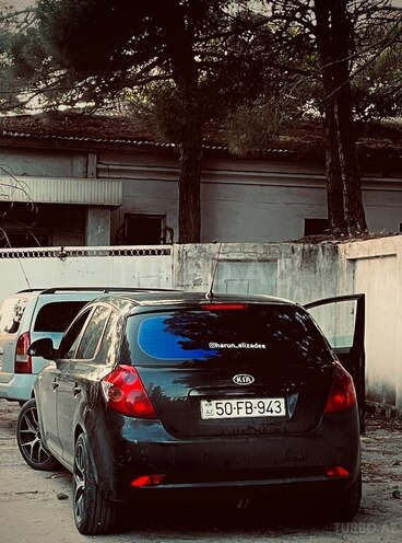 Kia Ceed-4