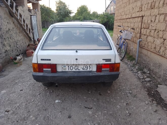 LADA (VAZ) 2108-4