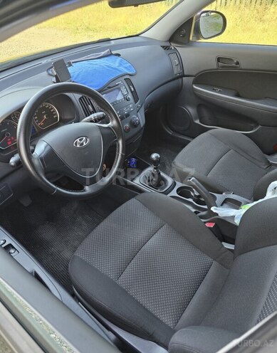 Hyundai i30-8