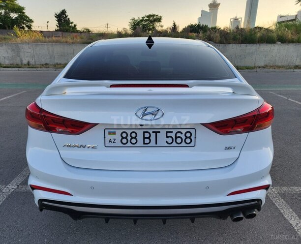 Hyundai Avante-16