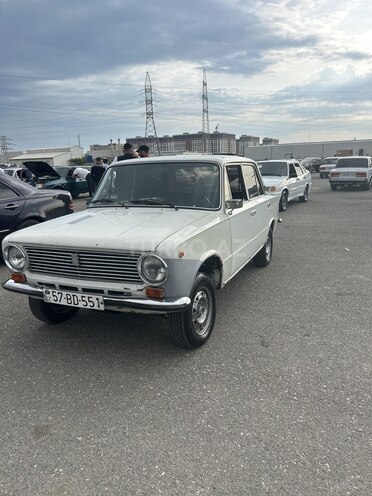 LADA (VAZ) 21011-2
