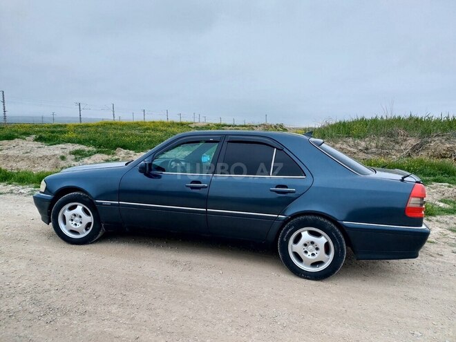 Mercedes C 220-6