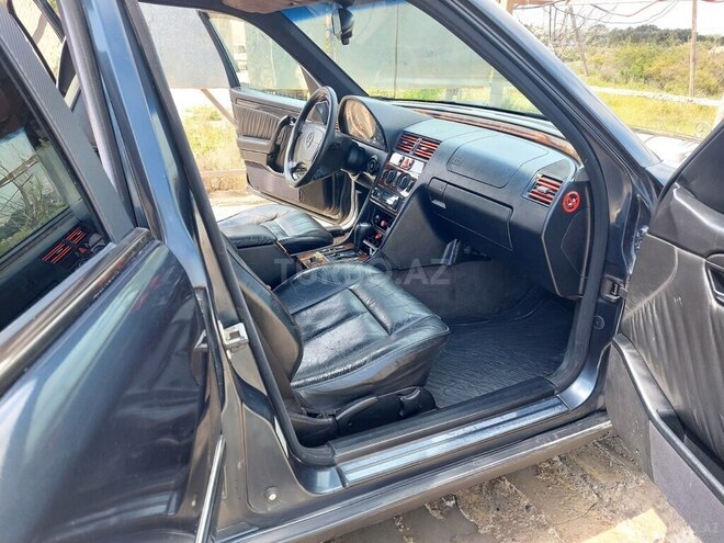 Mercedes C 220-8