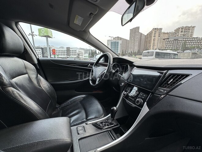Hyundai Sonata-7