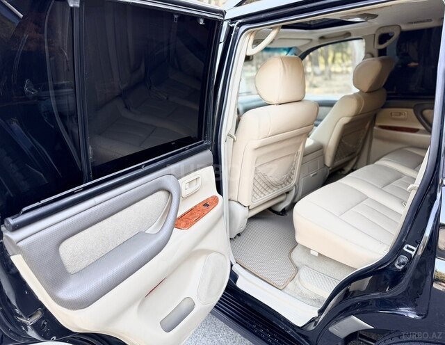 Toyota Land Cruiser-10