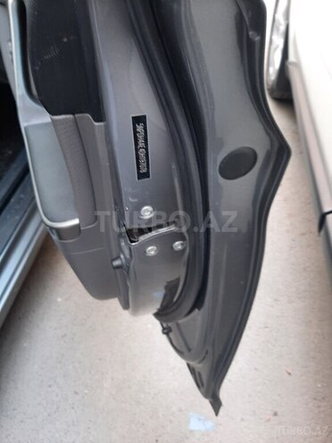 Hyundai Elantra-19