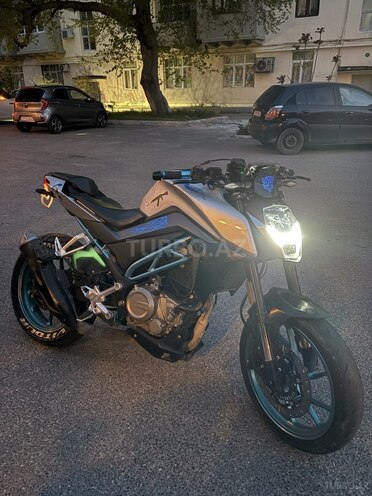 CFMOTO 250 NK-3