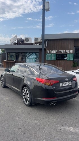 Kia Optima-5