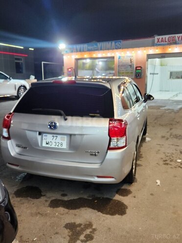 Toyota Corolla Fielder-4