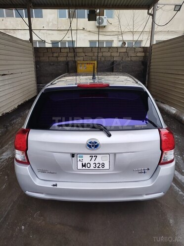 Toyota Corolla Fielder-11