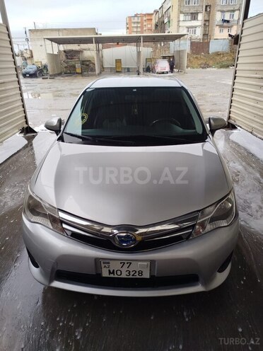 Toyota Corolla Fielder-10