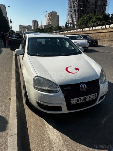 Volkswagen Jetta-1
