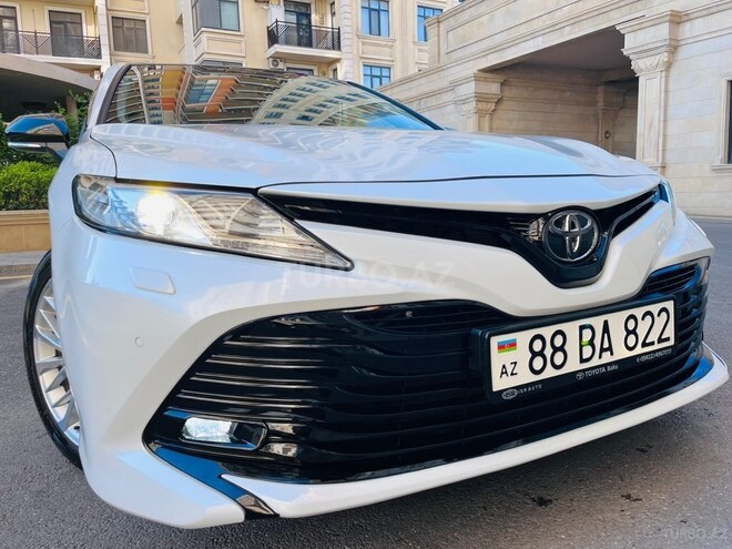 Toyota Camry-1