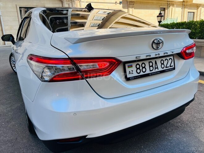 Toyota Camry-4