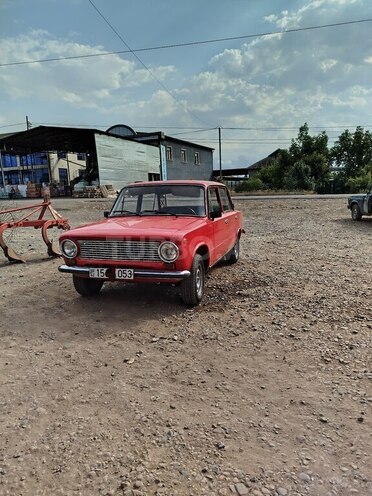 LADA (VAZ) 21011-1