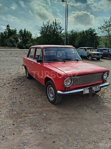 LADA (VAZ) 21011-2