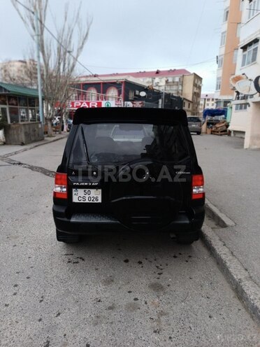 Mitsubishi Pajero io-2