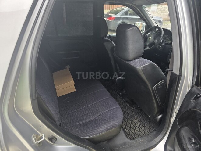 Honda CR-V-6