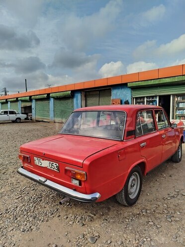 LADA (VAZ) 21011-4