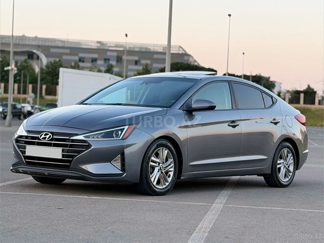 Hyundai Elantra-7