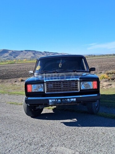 LADA (VAZ) 2107-1
