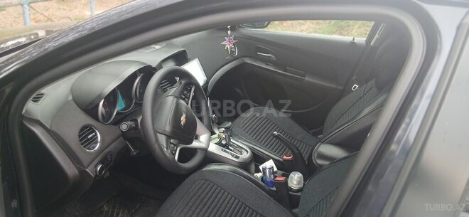 Chevrolet Cruze-3