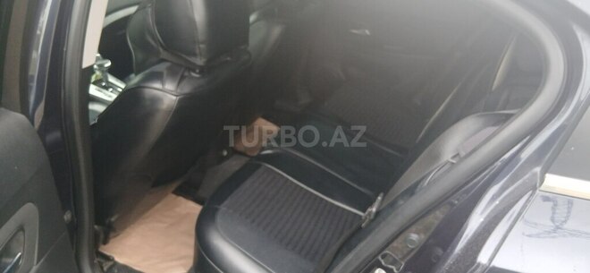 Chevrolet Cruze-4