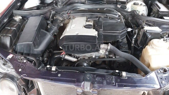 Mercedes E 200-16