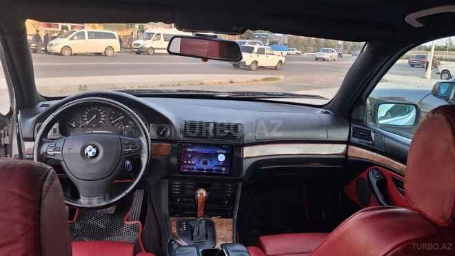 BMW 528-5