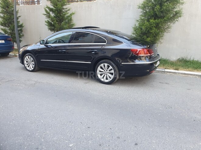 Volkswagen Passat CC-11