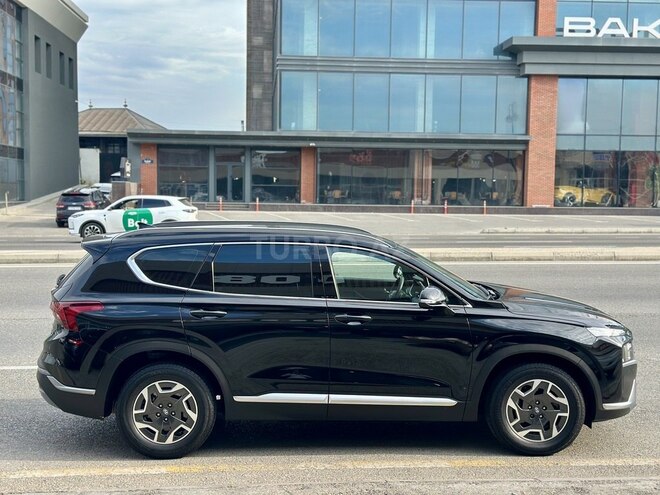 Hyundai Santa Fe-6