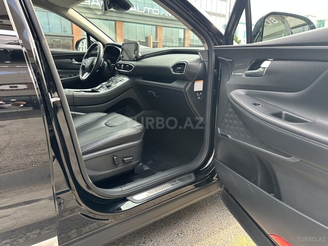 Hyundai Santa Fe-15