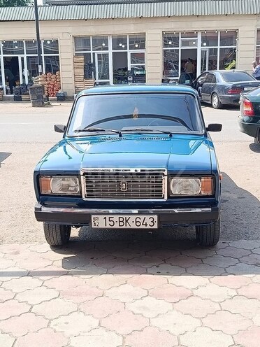 LADA (VAZ) 2107-1