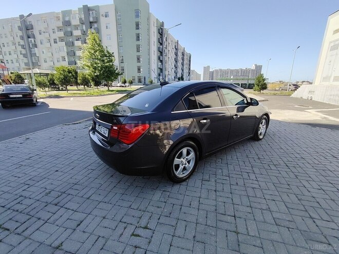 Chevrolet Cruze-3