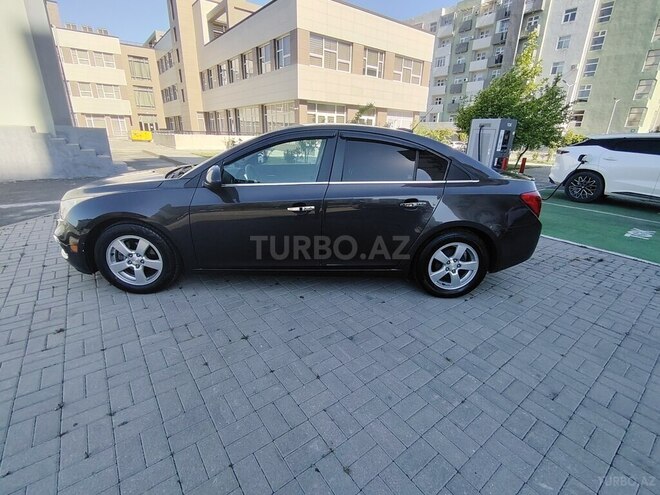 Chevrolet Cruze-16