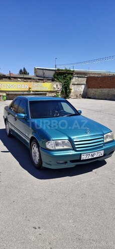 Mercedes C 200-1