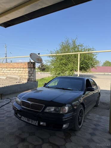 Nissan Maxima-4