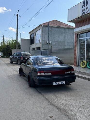 Nissan Maxima-7