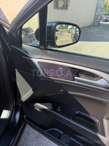 Ford Fusion (North America)-13