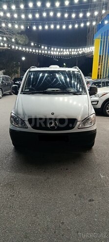 Mercedes Vito 109 CDI-1