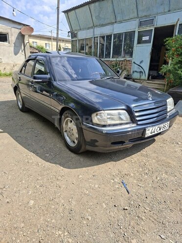 Mercedes C 180-2