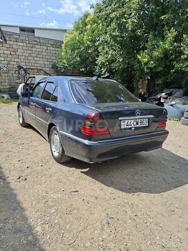 Mercedes C 180-4