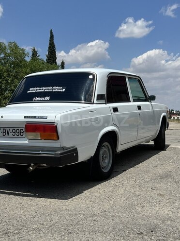 LADA (VAZ) 2107-4