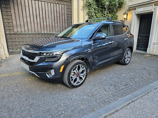 Kia Seltos-4
