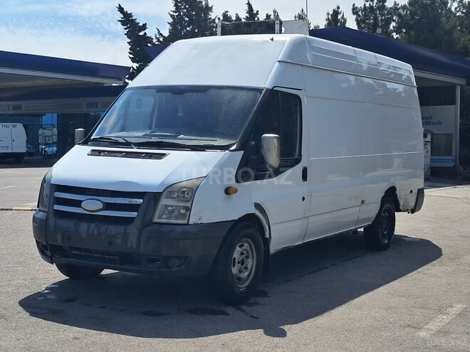 Ford Transit-2