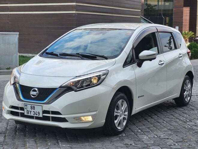 Nissan Note-2