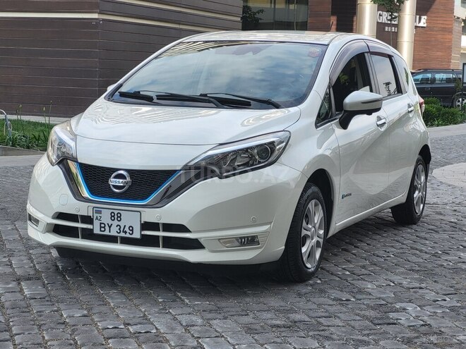 Nissan Note-4