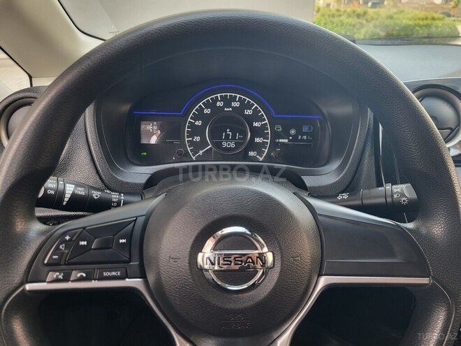Nissan Note-21