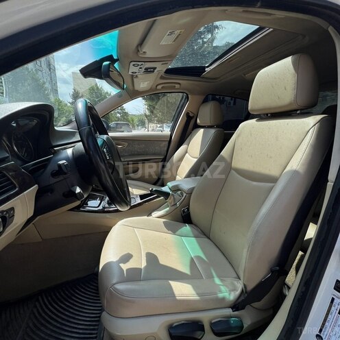 BMW 335-9