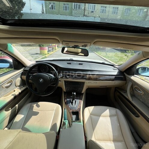 BMW 335-7